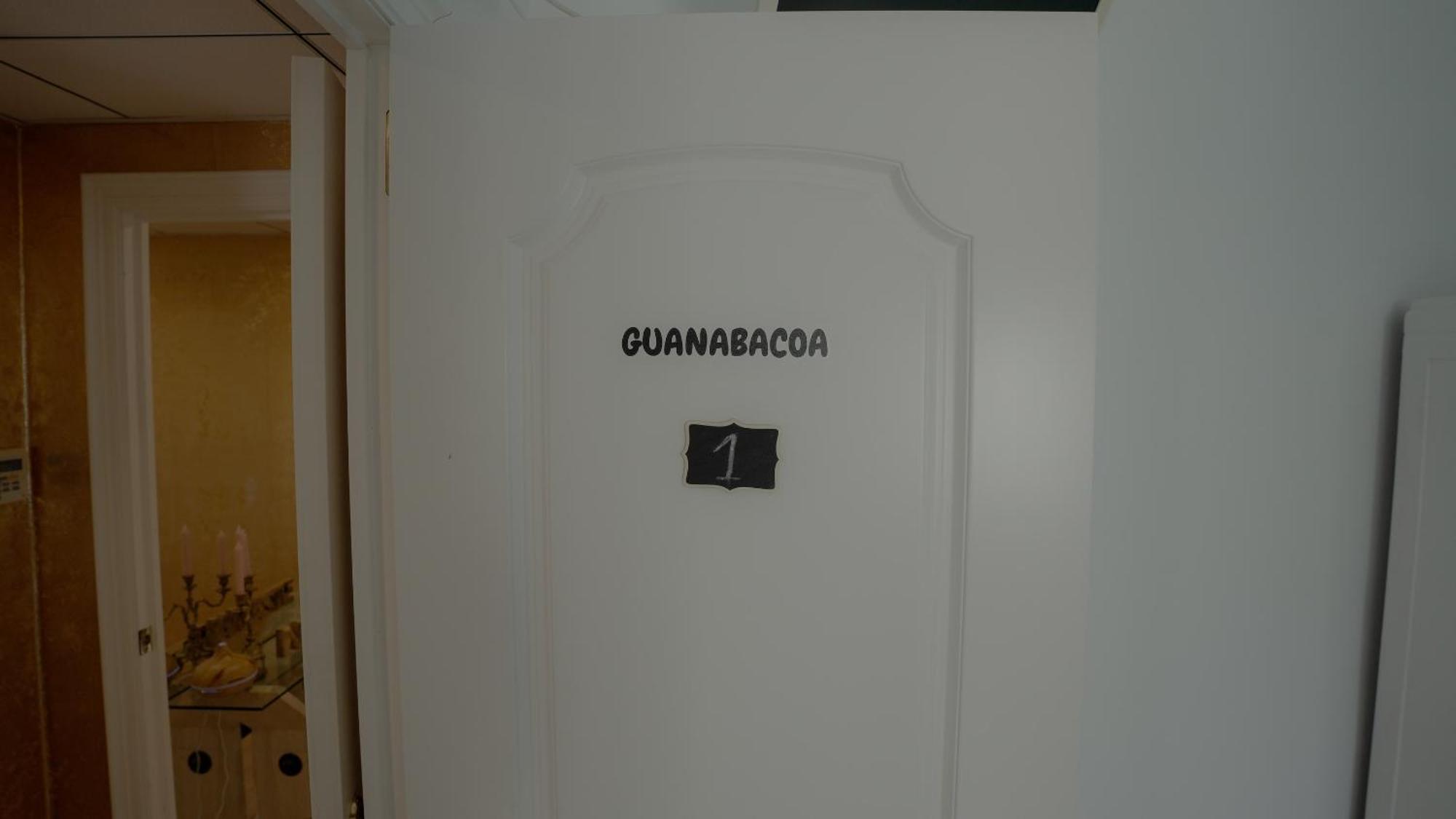 La Casa De Mima Bed & Breakfast Cubelles Ruang foto