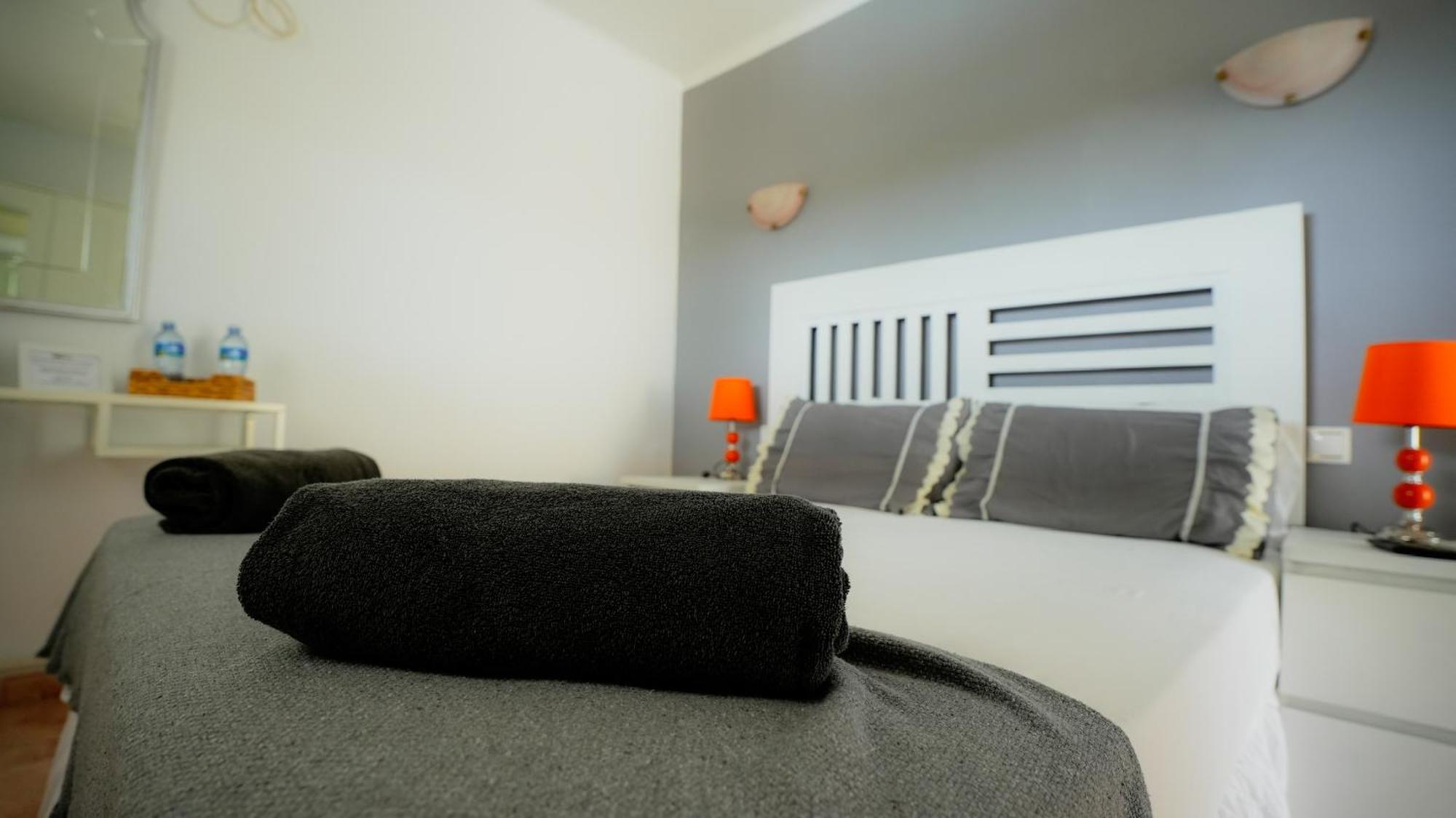 La Casa De Mima Bed & Breakfast Cubelles Ruang foto